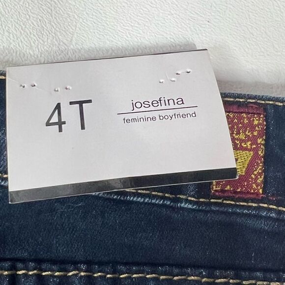 7 of All Mankind | NWT Josefina Feminine Boyfriend Jeans with Whispering Effect - Picture 7 of 7